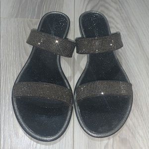 Slip on 2 strap sandals